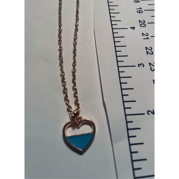 Gold heart BLUE CUT OUT NECKLACE - Picture 5 of 5